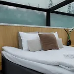 Levin Primus - Your Glass-roof Gateway To Laplands Magic Chalet